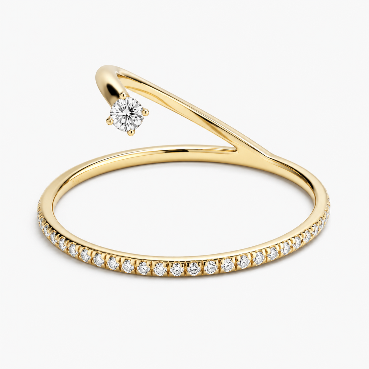 Interconnected Pavé Diamond Morse Ring